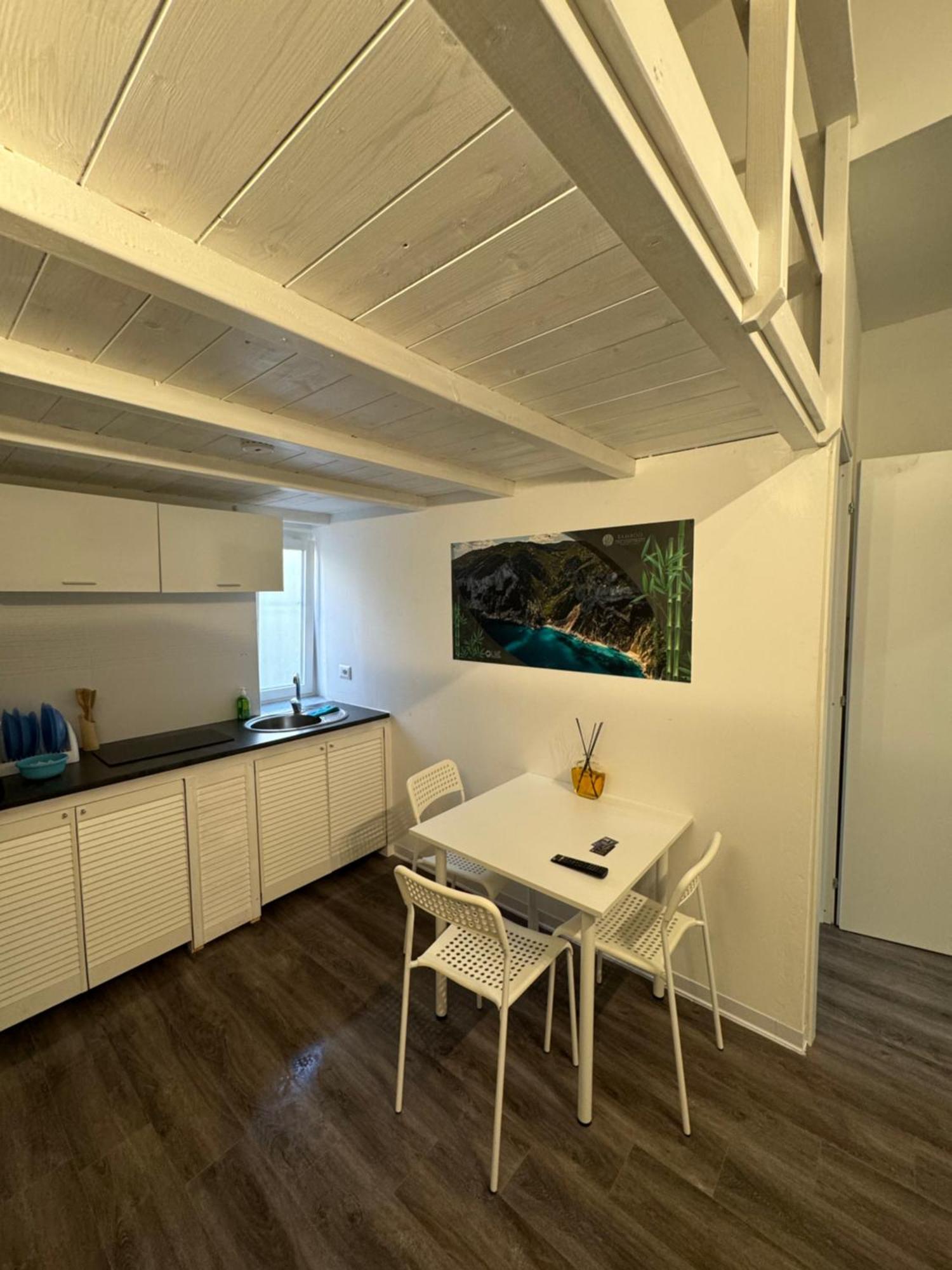 Lime Apartments - Bamboo Альгеро Экстерьер фото